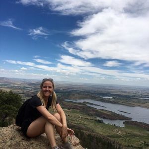 Meet your Posher, Abigail